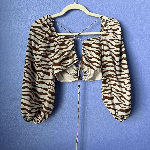 Women's HYFVE Long Sleeve Crop Top with Lace Up Back Zebra Print Long Sleeve S - Picture 2 of 6